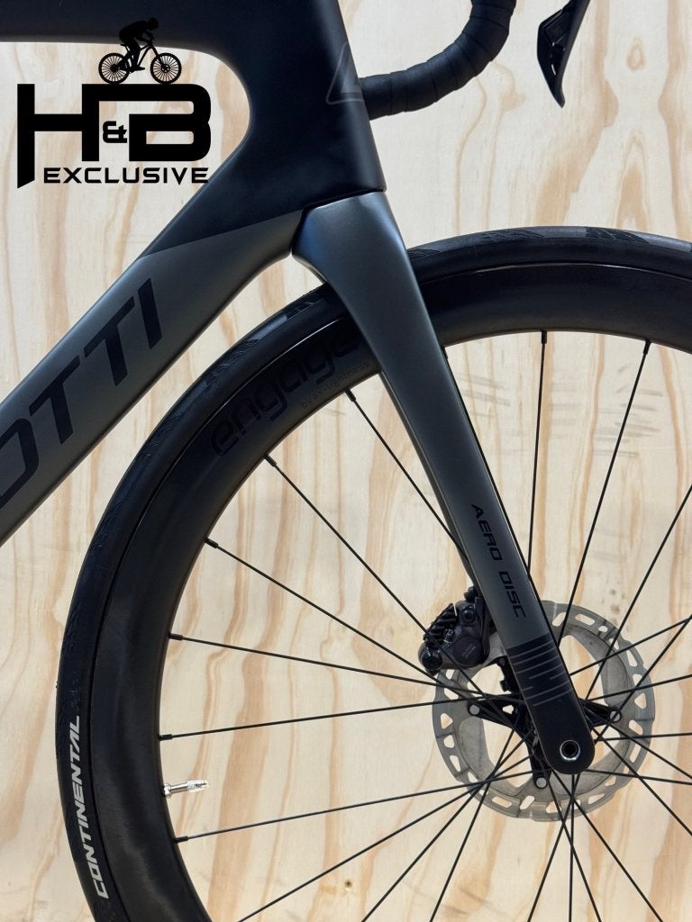 Benotti Fuoco Aero Disc Carbon Racefiets Ultegra Di2, Fietsen en Brommers, Fietsen | Racefietsen, 28 inch, Carbon, 10 tot 15 versnellingen