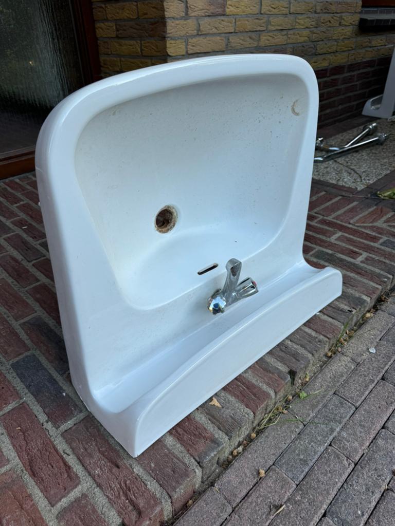 Bastogne jaren '70 diepe vintage wastafel, Ophalen, Gebruikt, Steen, Wastafel