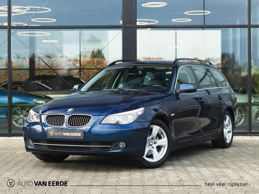 Bmw 5-SERIE 525i Touring LCI Aut. - Prof navi, comf.stl., Achterwielaandrijving, Gebruikt, Blauw, 2996 cc