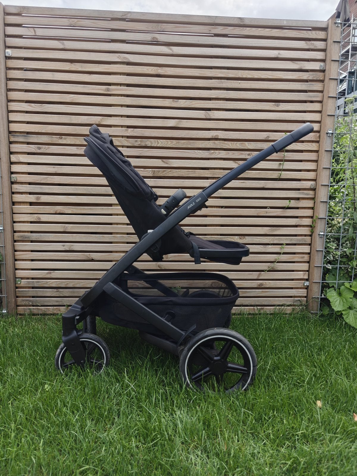 JOOLZ GEO 3 met NIEUW frame, Kinderen en Baby's, Ophalen, Zo goed als nieuw