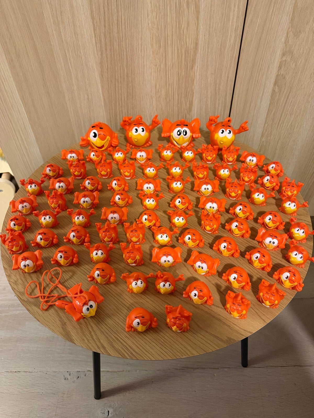 C100 Piep/Geluksvogeltjes met fluitje, Ophalen of Verzenden, Gebruikt