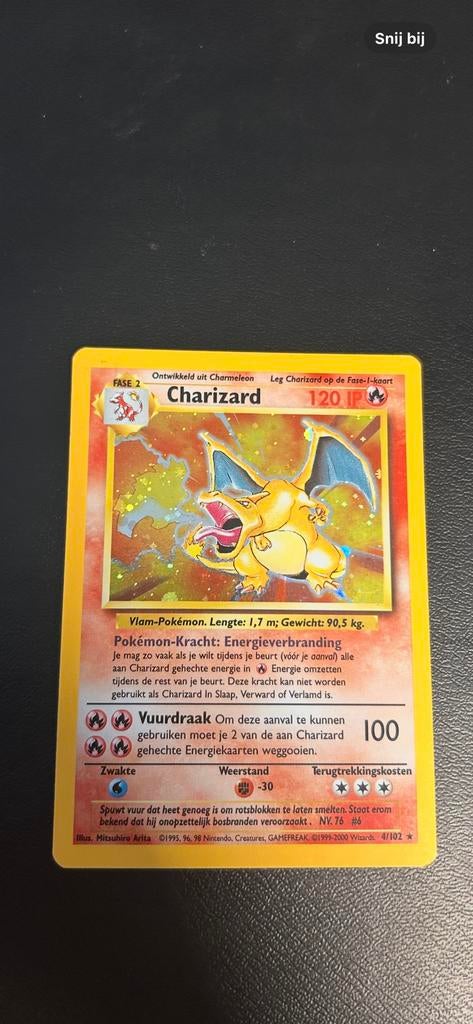 Charizard 4/102 Base Set Holo, Ophalen of Verzenden, Zo goed als nieuw
