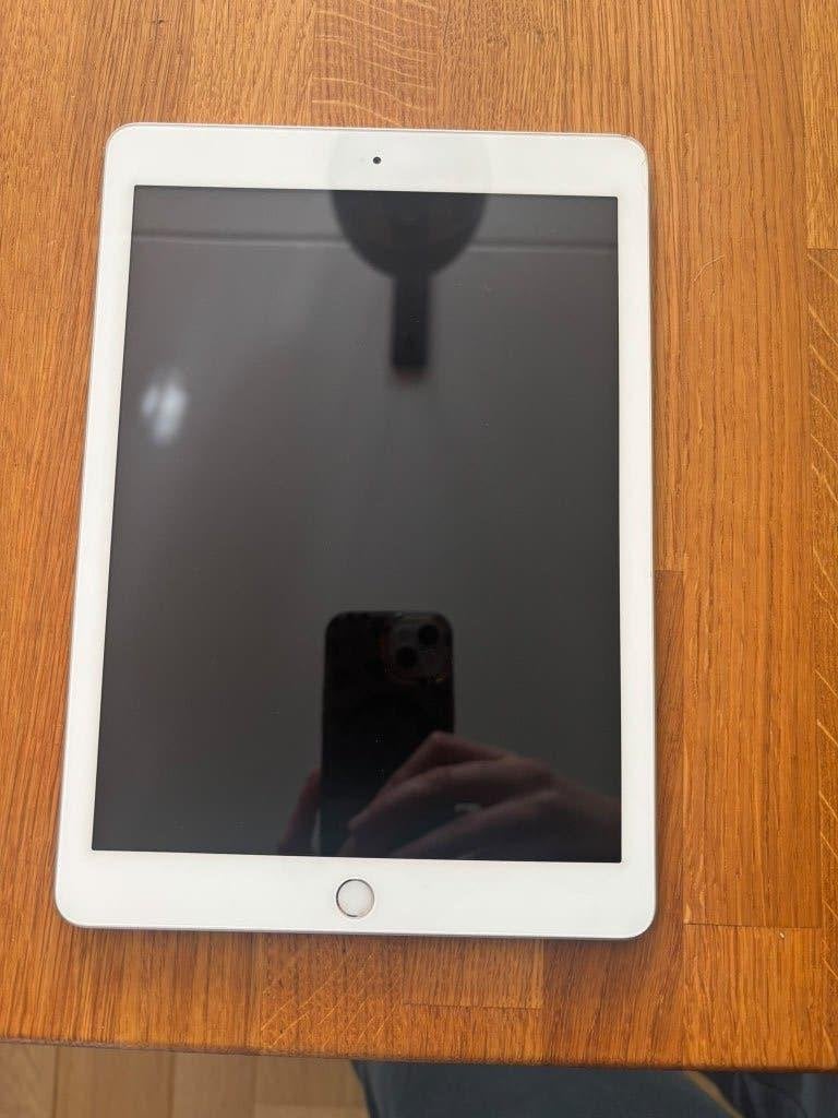 Apple iPad (Model A1893), Computers en Software, 10 inch, Gebruikt, 32 GB, Apple iPad