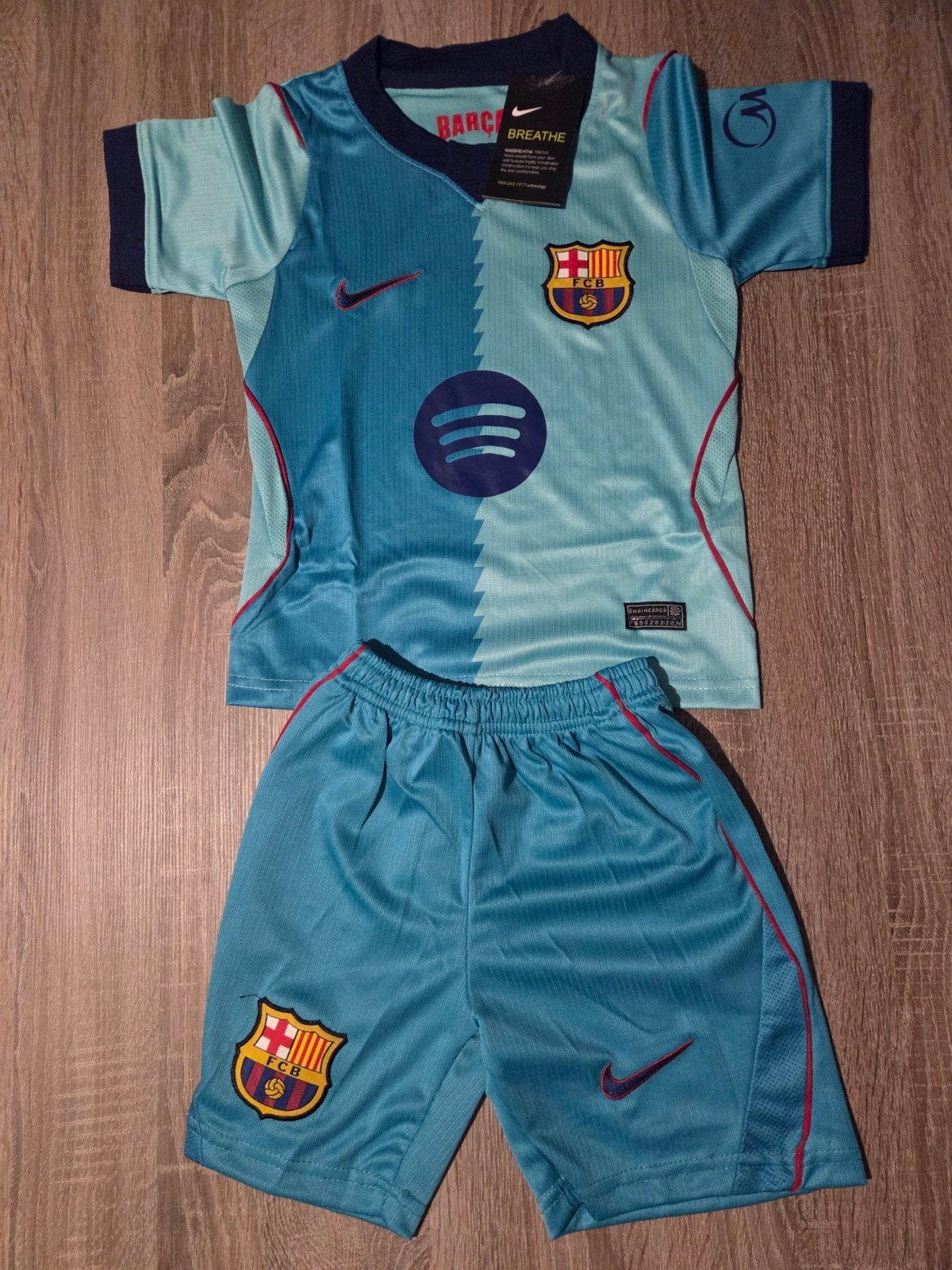 Fc Barcalona 3e tenue maat 122-128, Maat XS of kleiner, Ophalen of Verzenden, Nieuw, Set