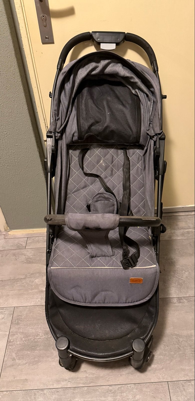 Gebroken kinderwagen - Ideaal voor onderdelen of reparatie, Ophalen, Gebruikt, Overige merken, Verstelbare rugleuning