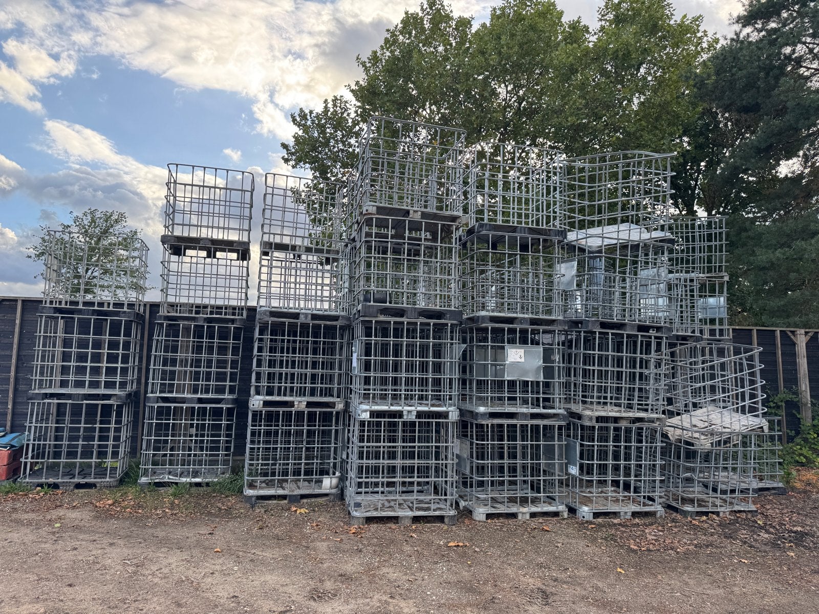 IBC kratten met kunststof en stalen pallet - Perfect voor ka, Ophalen, Gebruikt, 100 cm of meer, 60 cm of meer