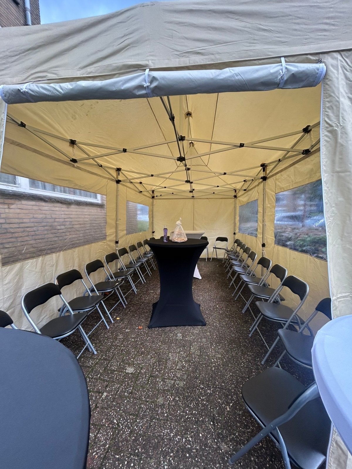 Partytent huren amsterdam, Ophalen of Verzenden, Zo goed als nieuw