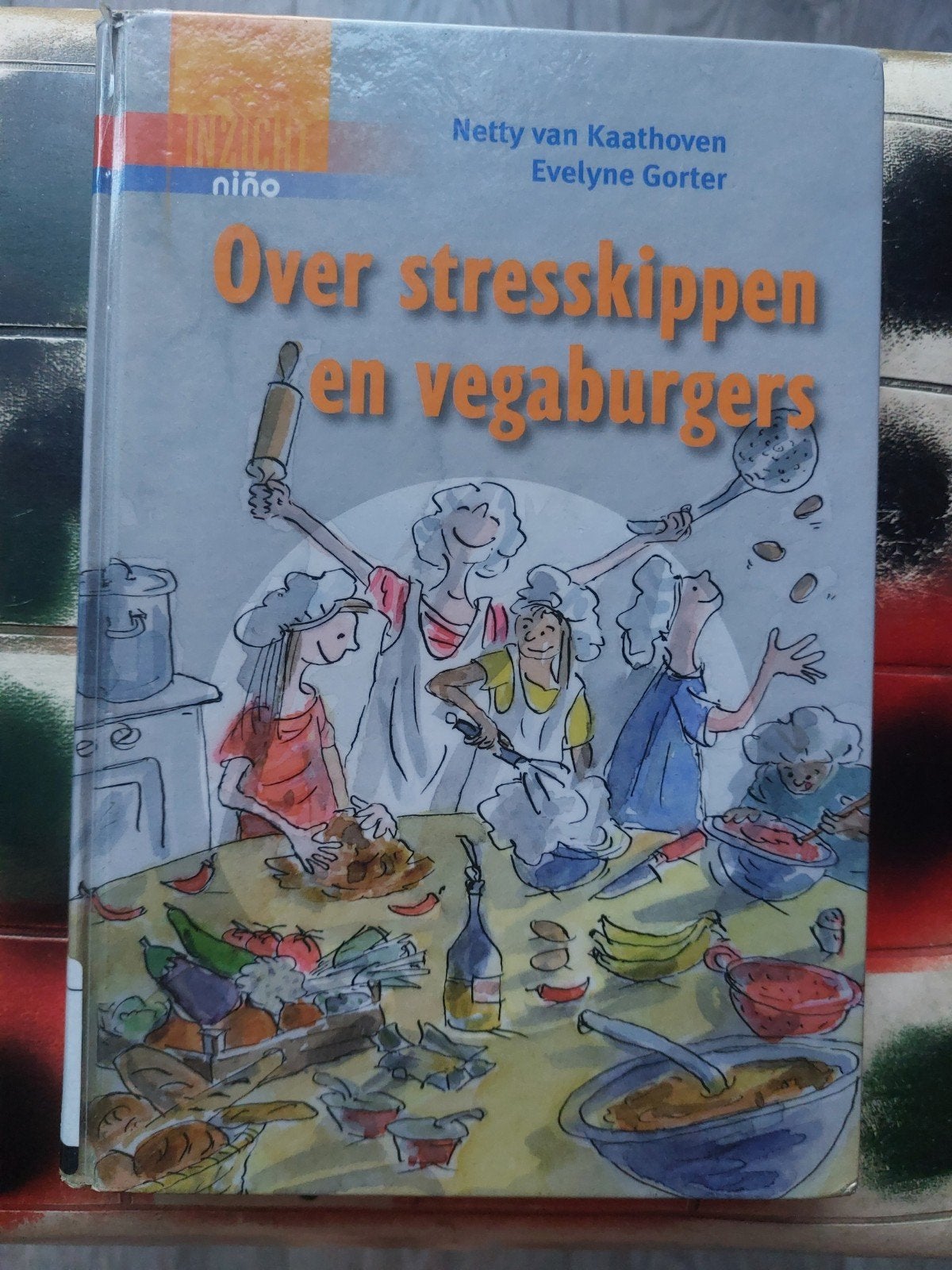 Over stresskippen en vegaburgers - Kookboek voor kinderen, Gelezen, Hoofdgerechten, Gezond koken, Ophalen of Verzenden
