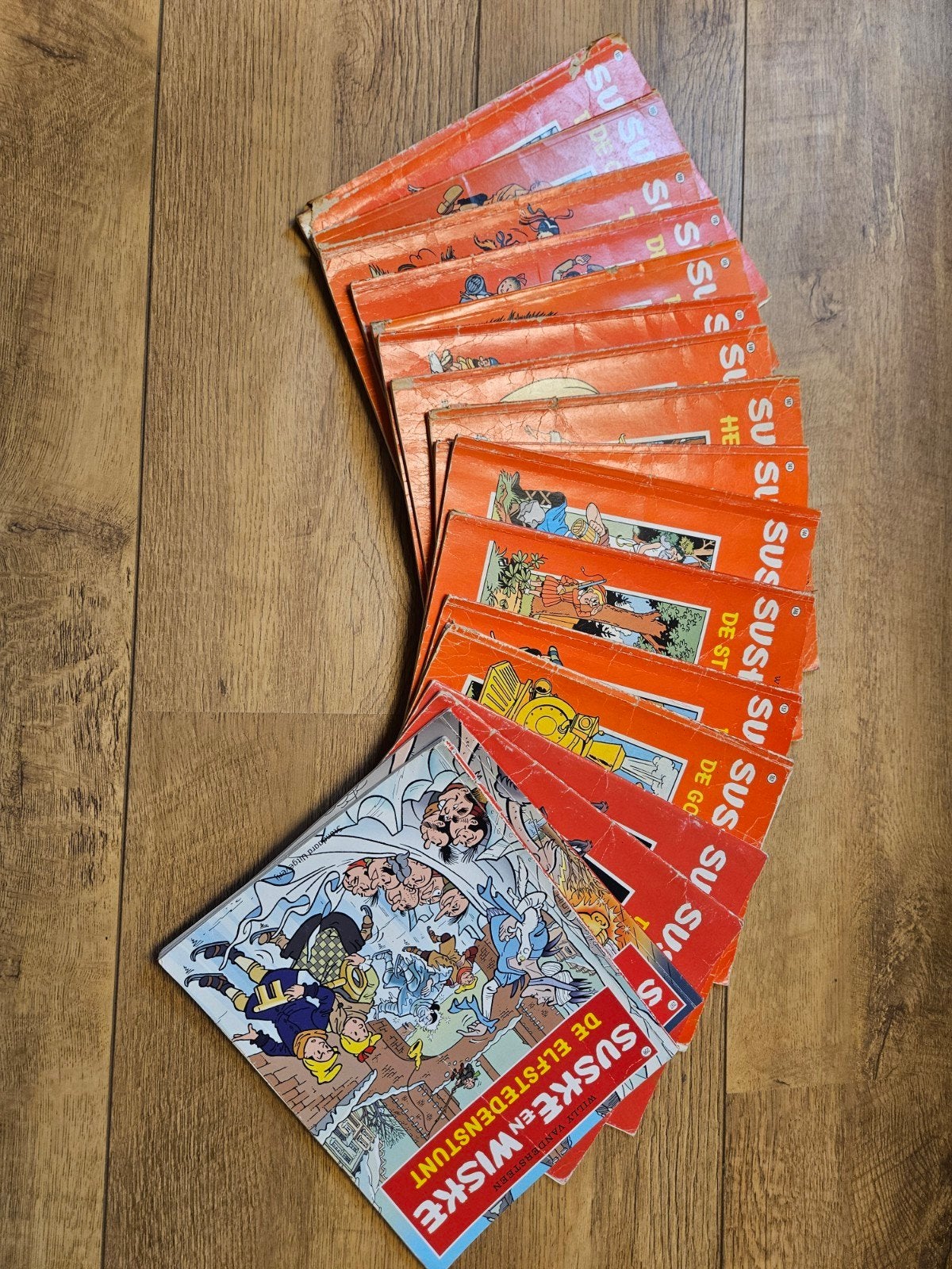 suske en wiske stripboeken boeken collectie strips e, Ophalen of Verzenden, Zo goed als nieuw, Ajax, Boek of Tijdschrift