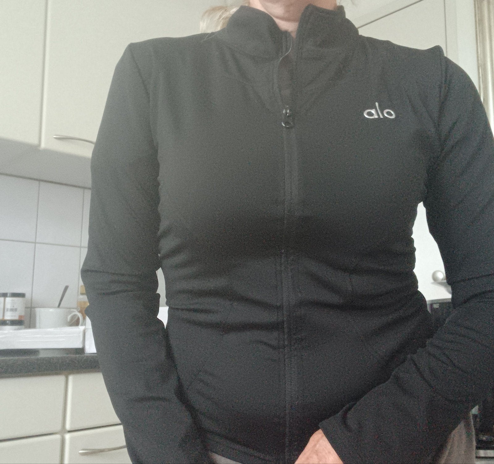 Nieuw Alo sportjasje, Kleding | Dames, Sportkleding, Verzenden, Nieuw, Maat 36 (S), Yoga
