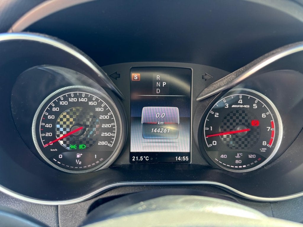Foto 11 van Mercedes-Benz C-Klasse Estate AMG 43 | 4MATIC | power | stij