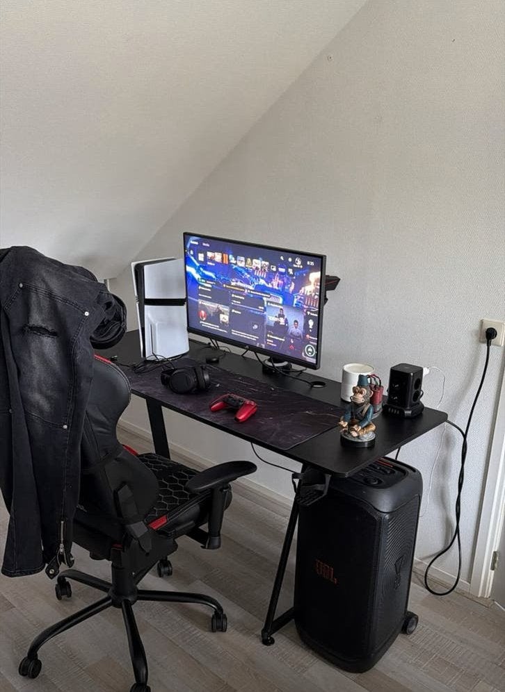 ASUS ROG Strix XG27UCS 4K 160Hz Gaming Monitor + Monitorarm, IPS, In hoogte verstelbaar, 1 tot 2 ms, 151 t/m 200 Hz