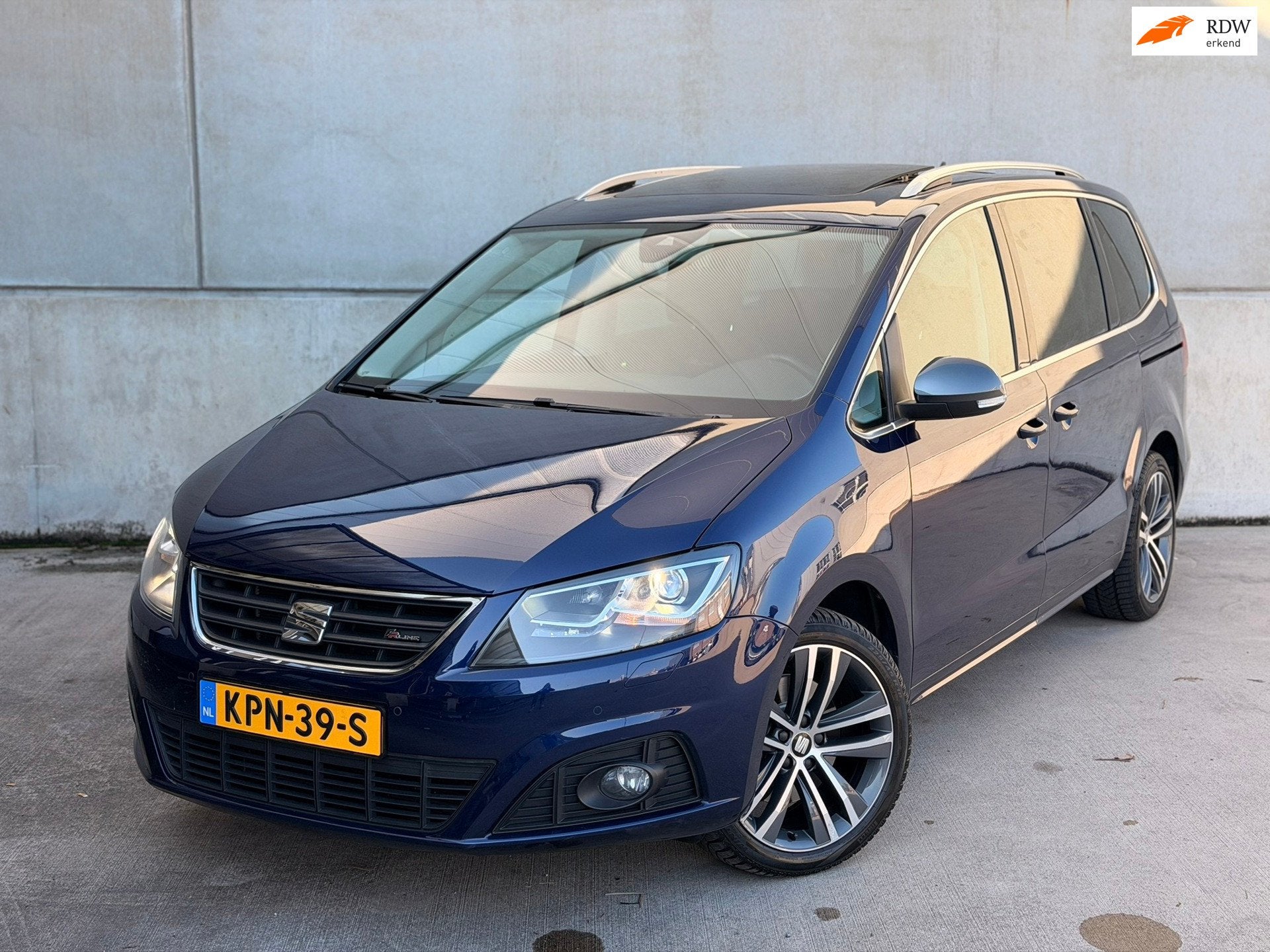 SEAT Alhambra 2.0 TSI FR DSG Pano 7P Trekh ACC Camera Keyles, Gebruikt, 1984 cc, Blauw, 7 stoelen