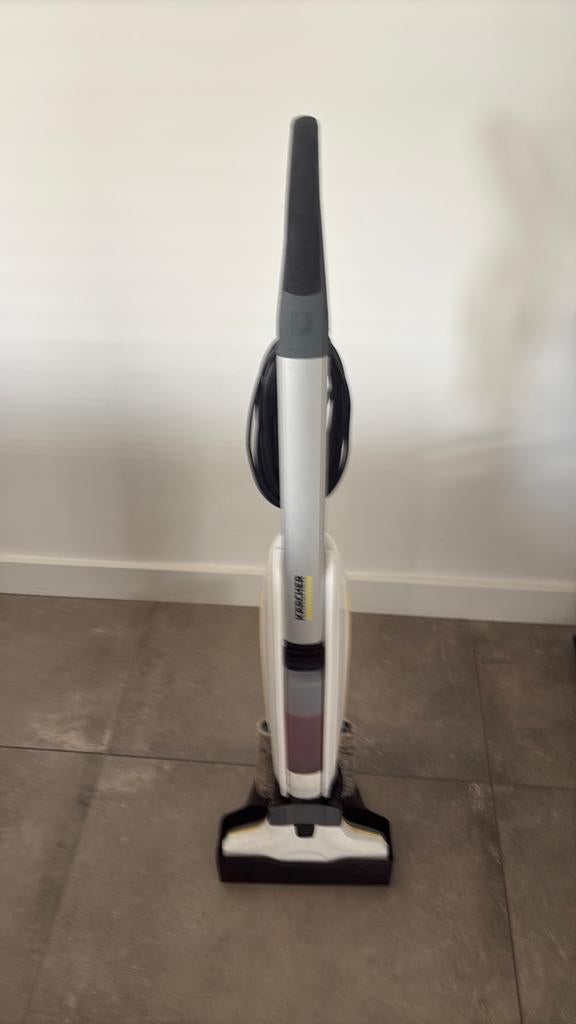 Karcher schropmachine, Witgoed en Apparatuur, Stofzuigers, Ophalen, Gebruikt, Dweilfunctie, Vloerreiniger