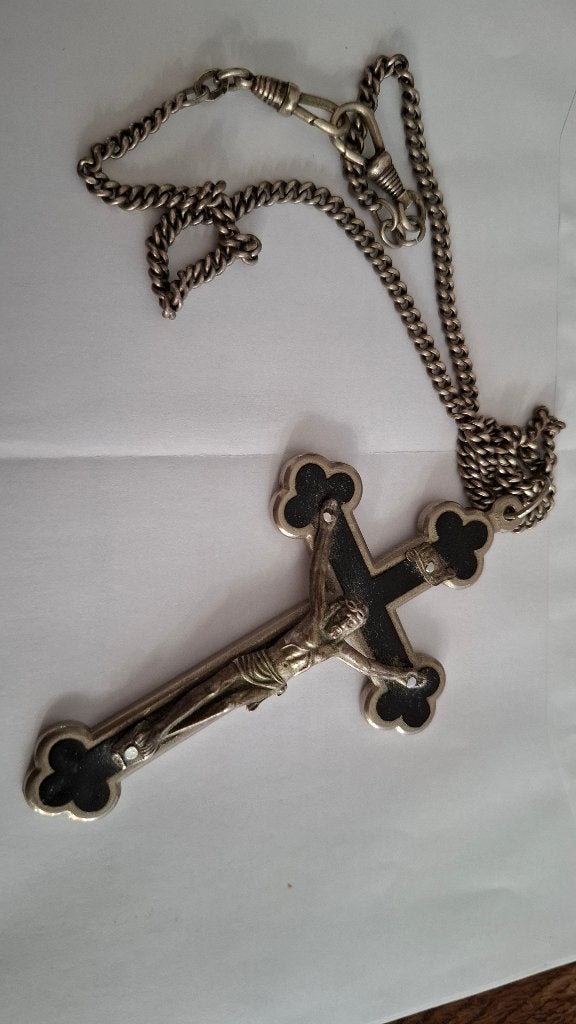 kruisje met ketting +/- 1900, Ophalen of Verzenden