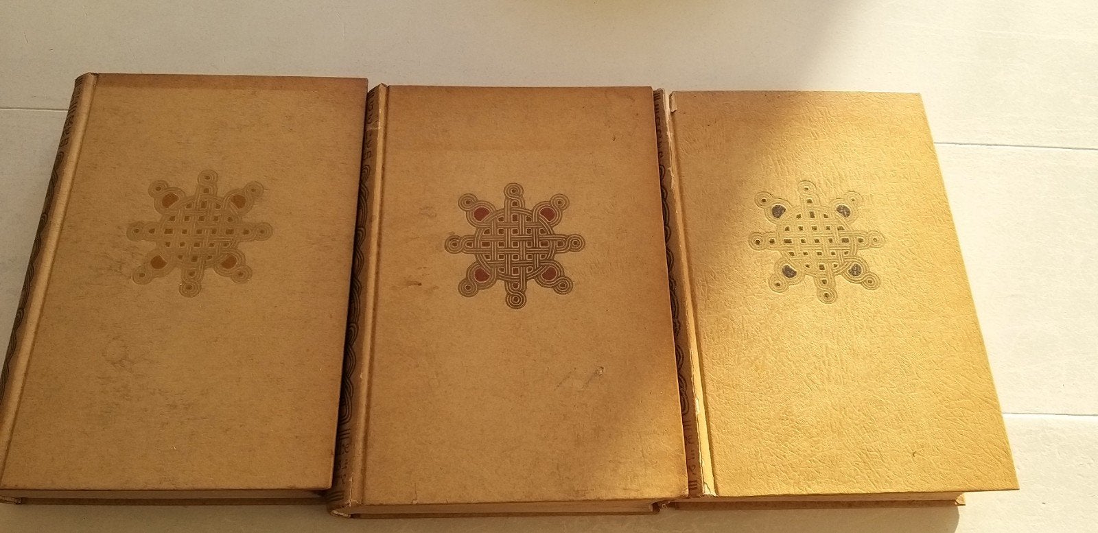 Winden waaien om de rotsen 3 boeken geschiedenis, Gelezen, Europa overig, Trygve Gulbrandsen, Ophalen of Verzenden
