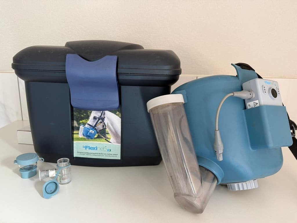 Flexineb E3 inhalator voor paarden, Dieren en Toebehoren, Ophalen of Verzenden, Zo goed als nieuw