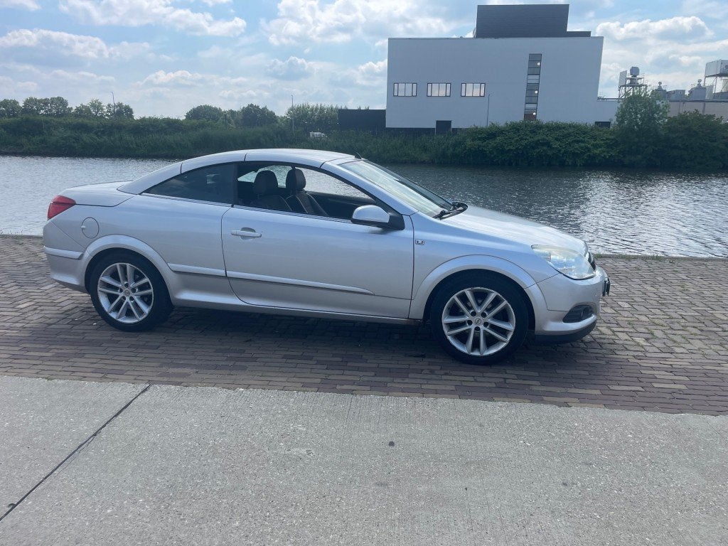 Opel ASTRA Nieuwe apk ., Auto's, Opel, Bedrijf, Astra, ABS, Airbags, Airconditioning, Centrale vergrendeling, Cruise Control, Elektrische buitenspiegels