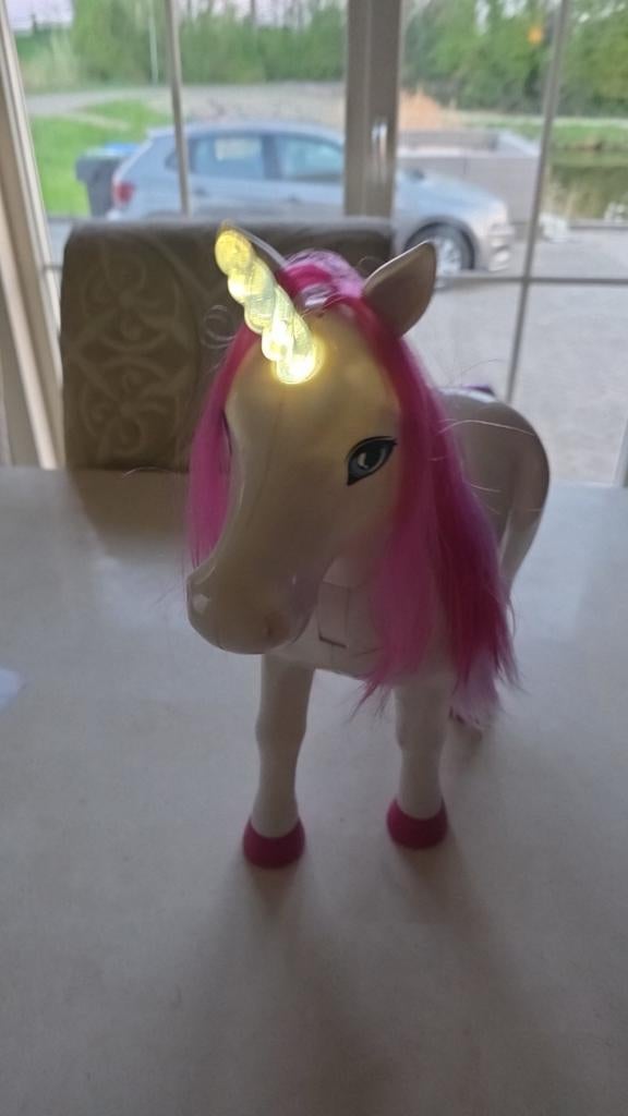 BABY Born Interactieve Eenhoorn, Ophalen