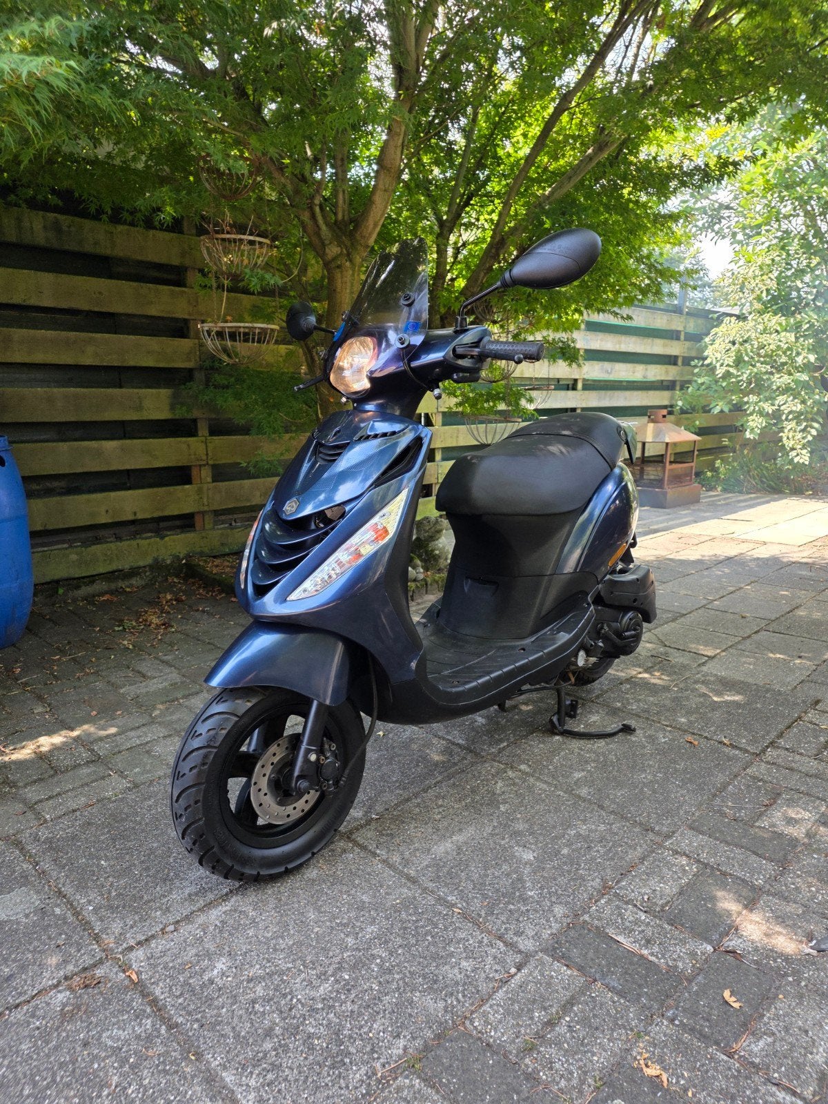 Piaggio Zip BROM 2015 8000km! (scooter brommer), Ophalen, Zo goed als nieuw, Overige typen, Piaggio