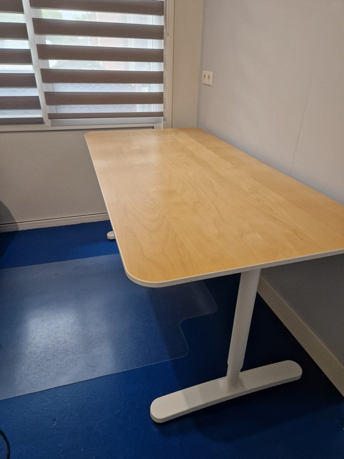 In hoogte verstelbaar IKEA bureau 160x80cm, Huis en Inrichting, Ophalen, 160 cm, Gebruikt, Hout