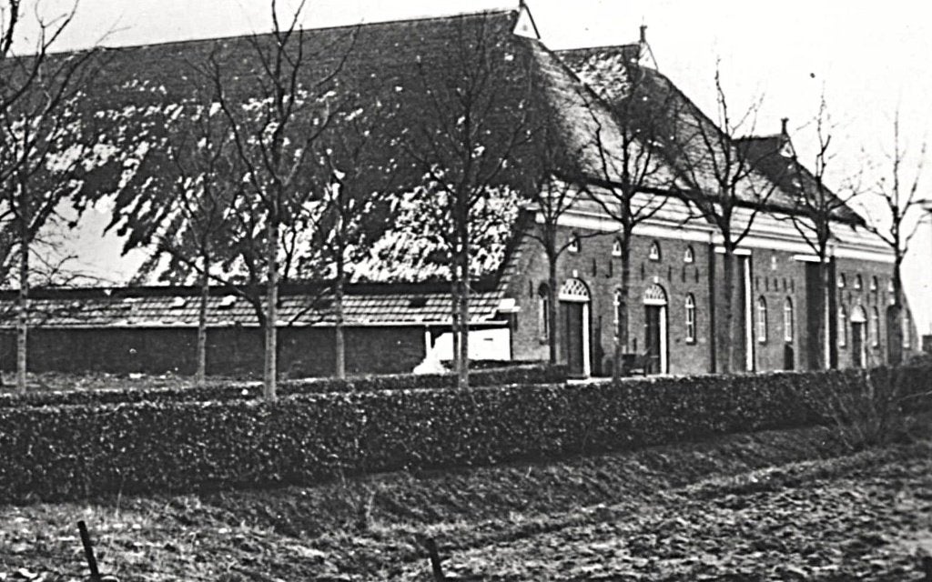 805243	Uithuizen	GR 1948 gel in 1957 Boerderij	Gelopen, Ophalen of Verzenden, 1940 tot 1960, Gelopen, Groningen