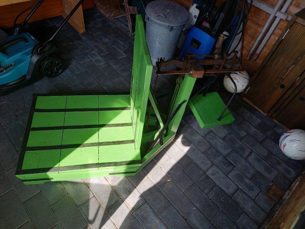 Oude antieken weegschaal / bascule, Ophalen