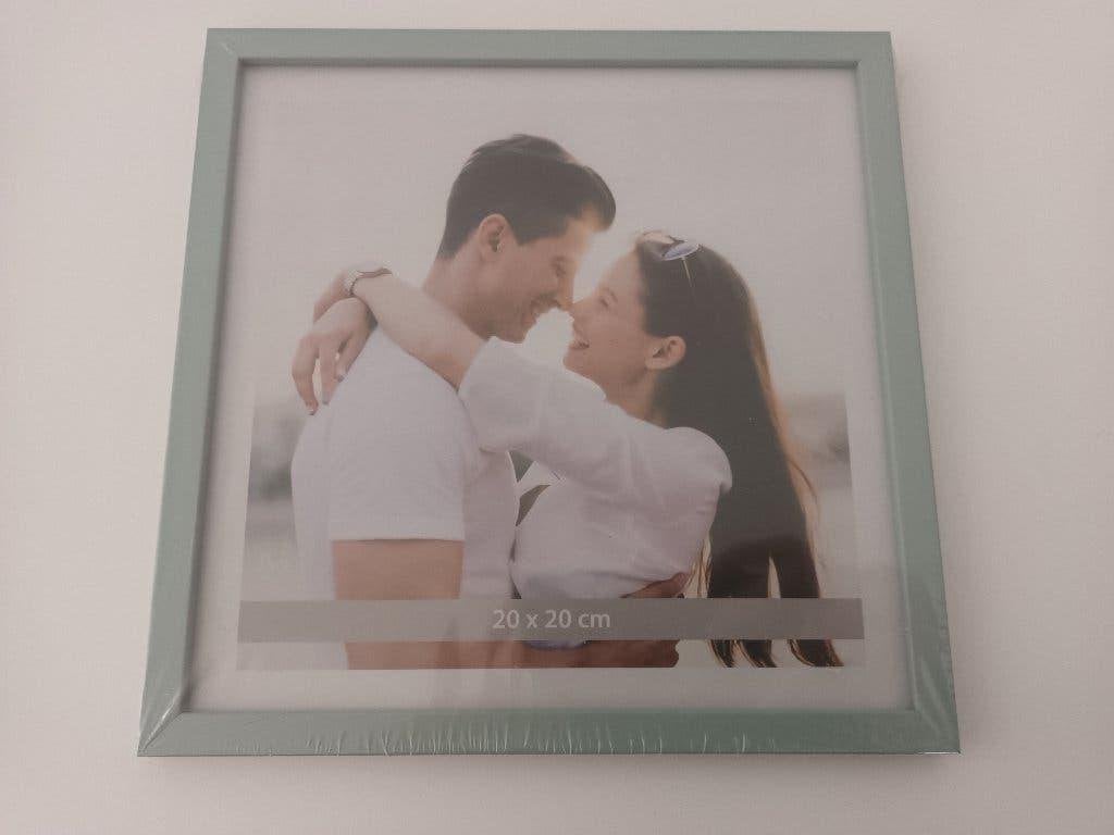 Nieuwe fotolijst lijst nieuw 20 x 20 cm lijstje photo frame, Nieuw, Ophalen of Verzenden, Fotolijst, Met ophangsysteem