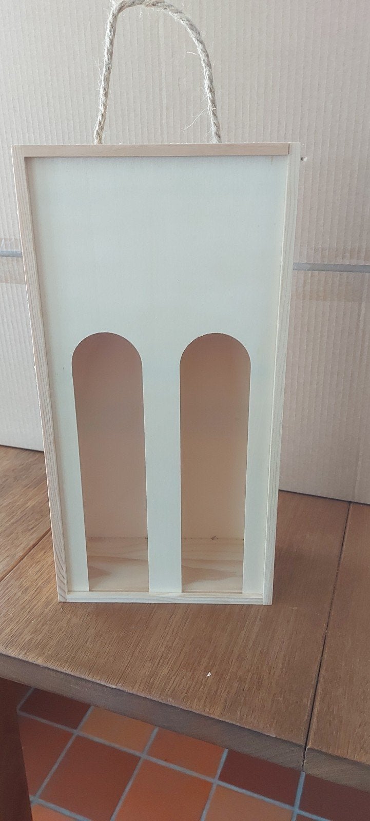 Houten wijnkist voor 2 flessen met touw handvat, Huis en Inrichting, Ophalen of Verzenden, Nieuw, Hout, Minder dan 5 flessen
