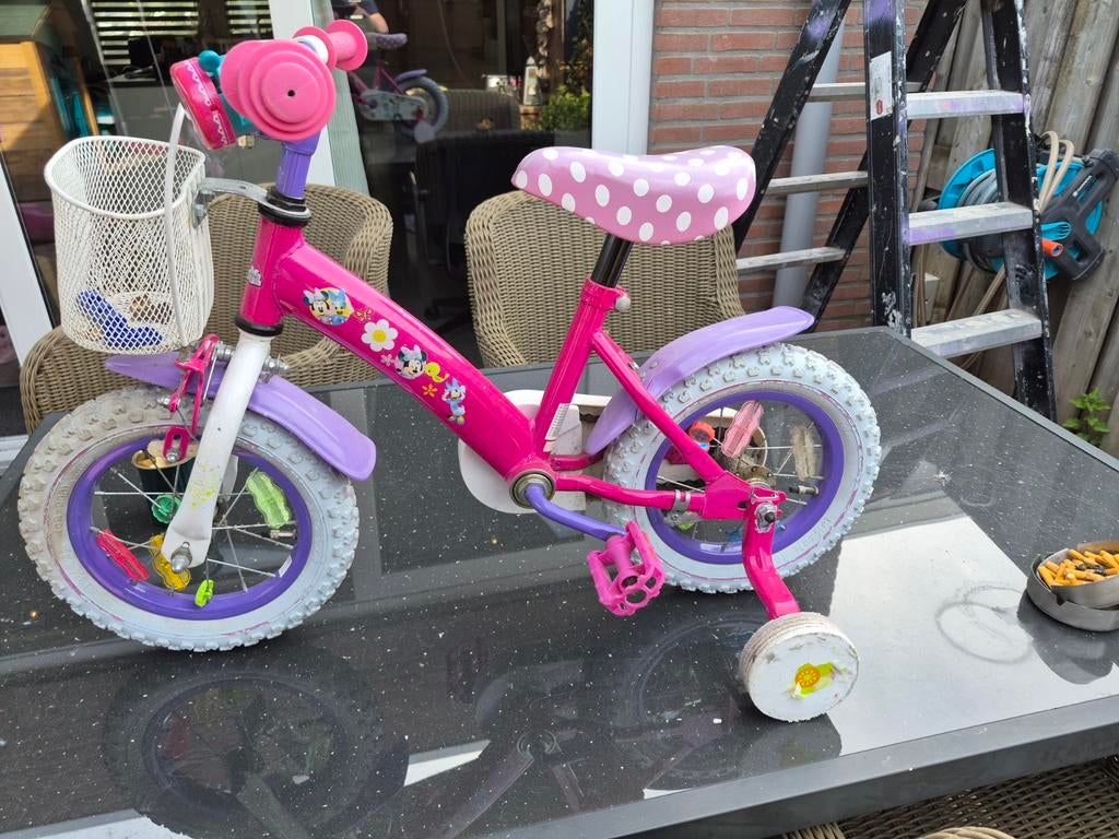 Minnie Mouse meisjesfiets - Gebruikt, maar goed voor ronde, Fietsen en Brommers, Fietsen | Kinderfietsjes, Ophalen, Gebruikt, Minder dan 16 inch