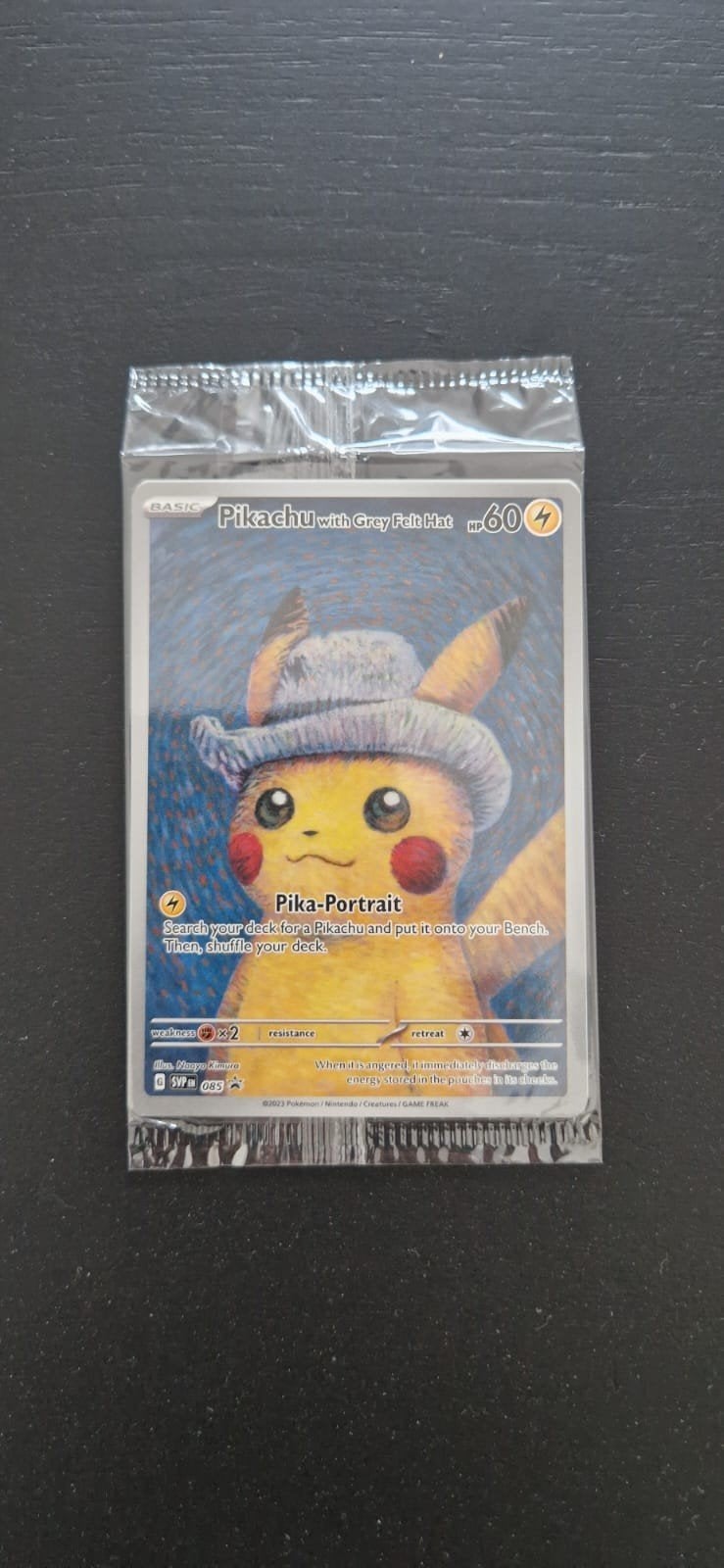 Pikachu with grey felt hat (van gogh), Hobby en Vrije tijd, Verzamelkaartspellen | Pokémon, Ophalen, Nieuw