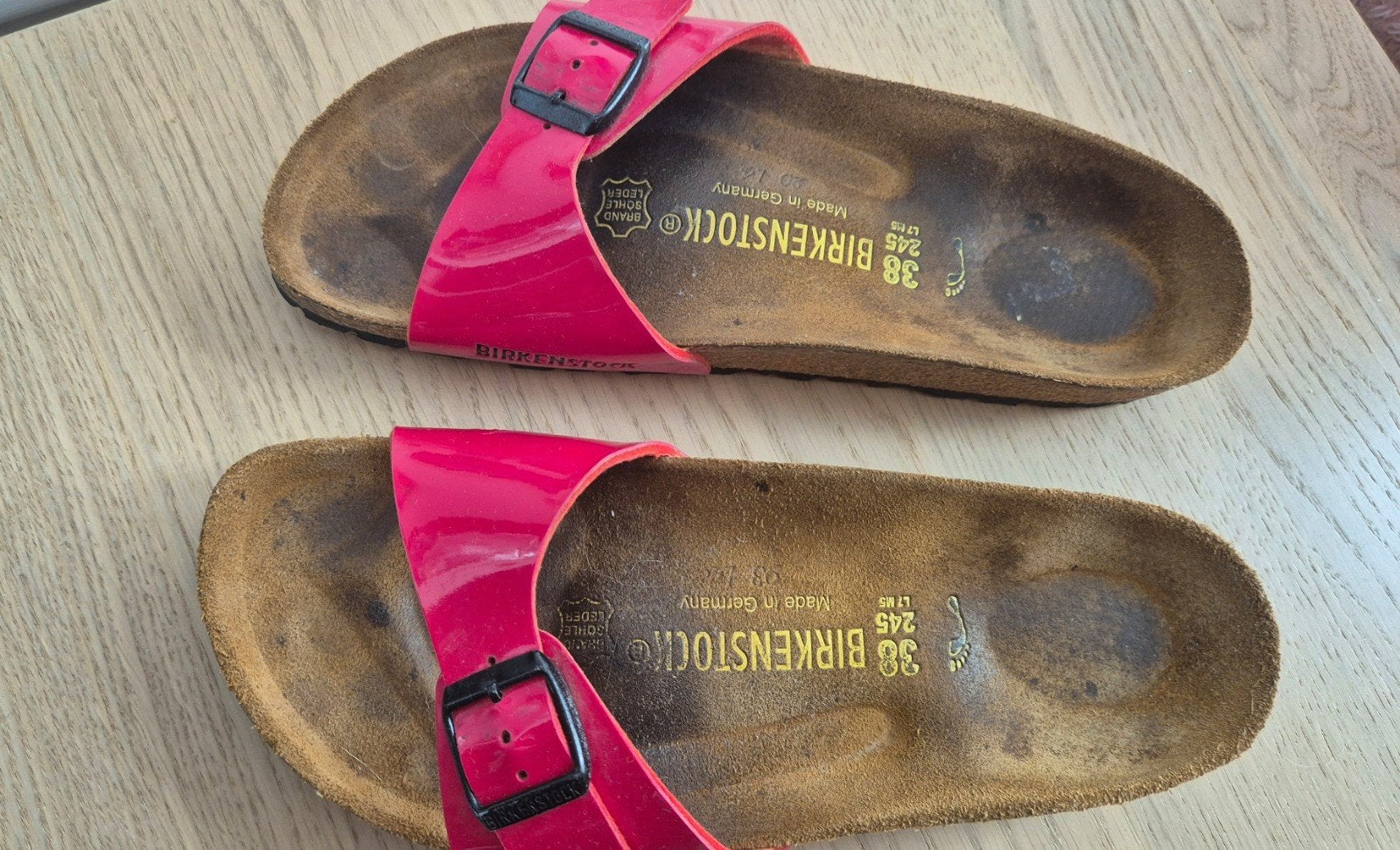 Birkenstock slippers maat 38 - rood, Ophalen
