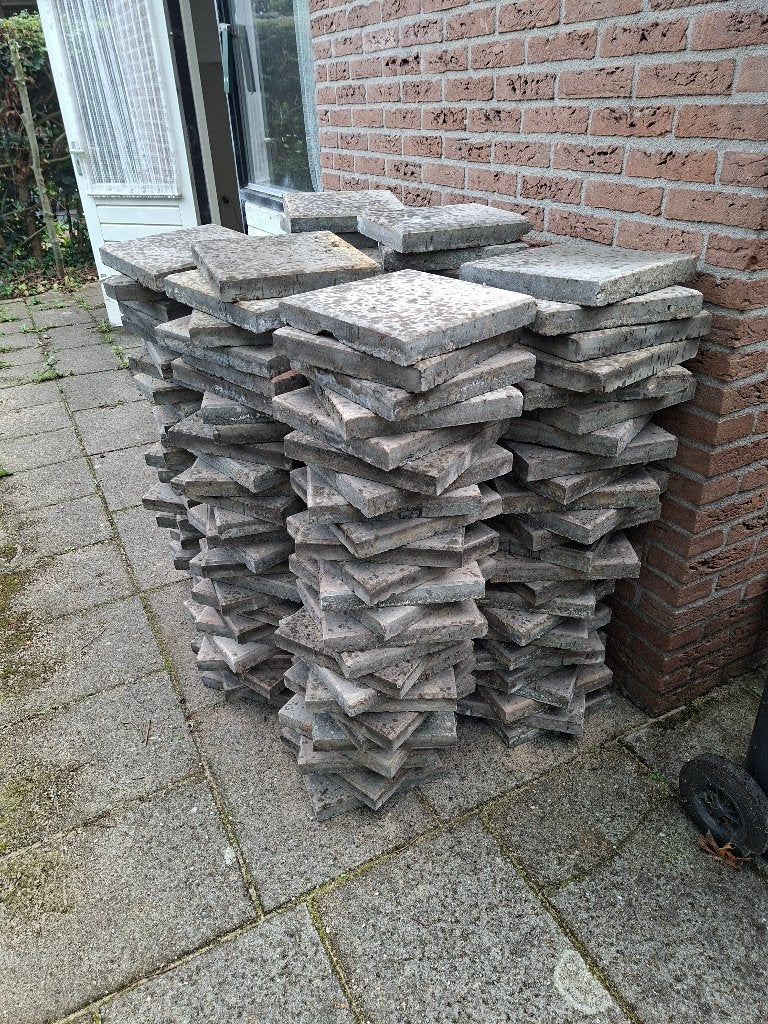 Betontegels 30x30, 150 a 160 stuks gratis, Ophalen, Gebruikt, Beton, Terrastegels