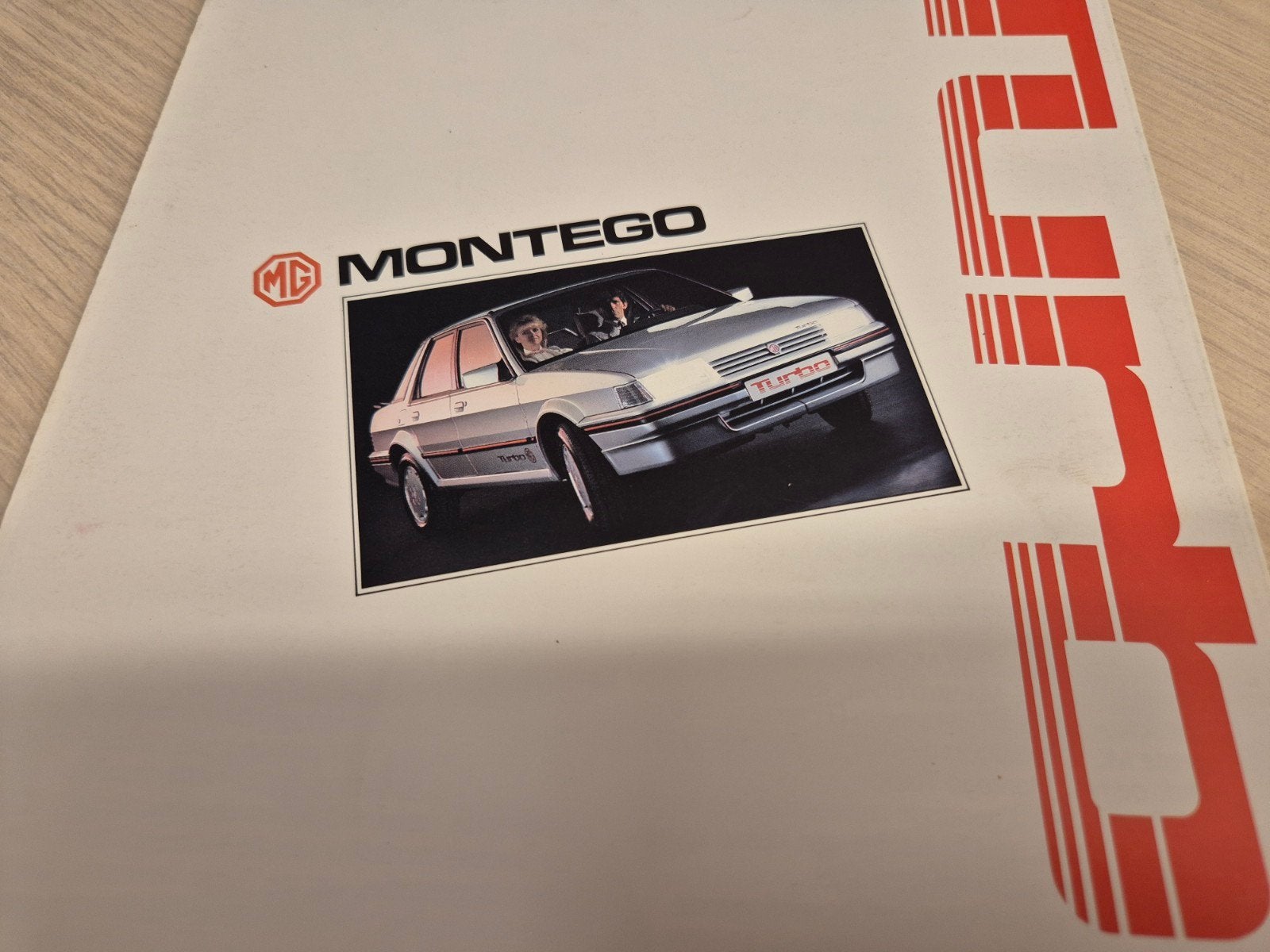jaren 80 Austin Montego Turbo folder Nederlands nieuwstaat, Ophalen of Verzenden, Zo goed als nieuw, Overige merken
