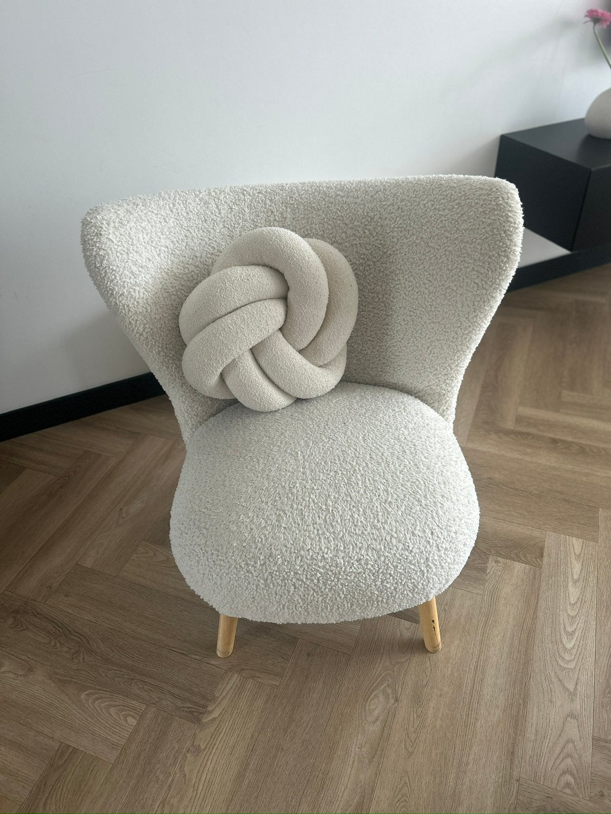 Twee fauteuils wit teddy met houten poten, Huis en Inrichting, Banken | Sofa's en Chaises Longues, Ophalen, Eenpersoons, 75 tot 100 cm