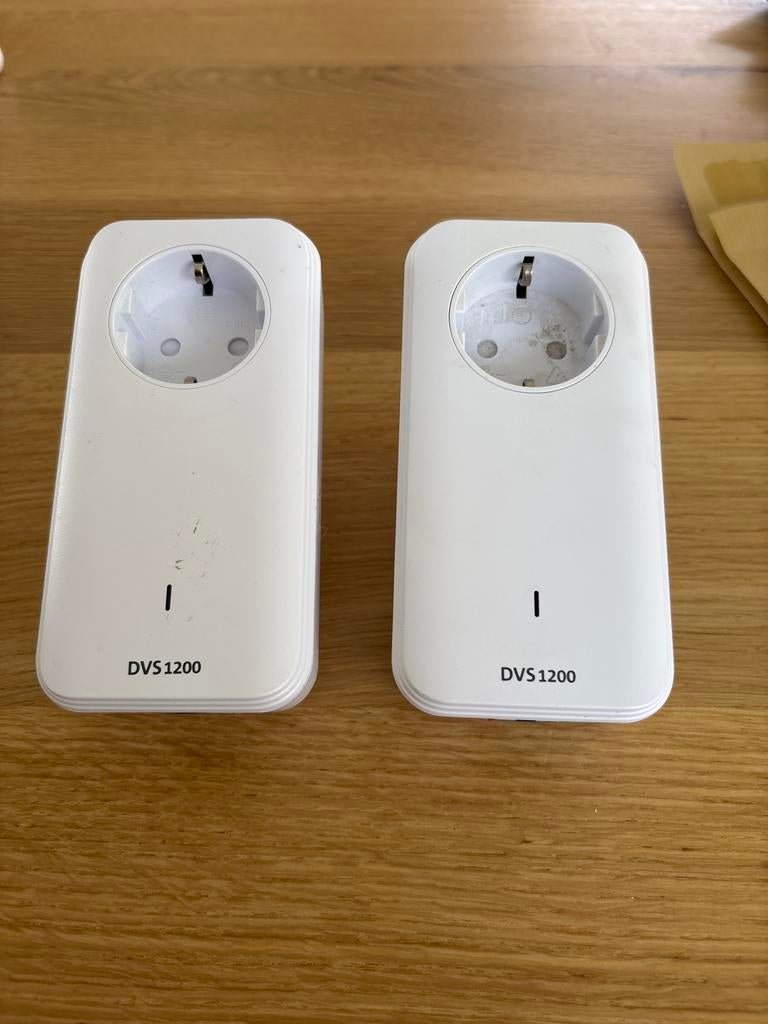 Devolo DVS 1200 Powerline Adapters (2 stuks), Ophalen of Verzenden, Gebruikt