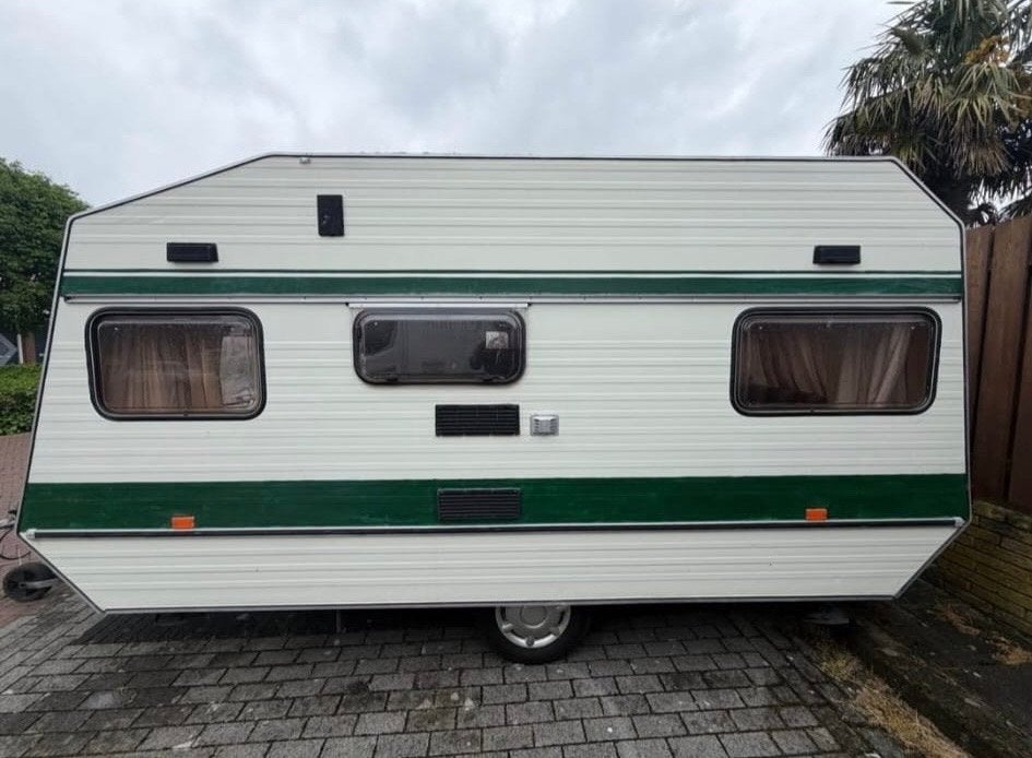 Chateau Grand Prix 424 - Perfecte startcaravan, Caravans en Kamperen, Chateau, Rondzit, Omvormbare zithoek, Particulier