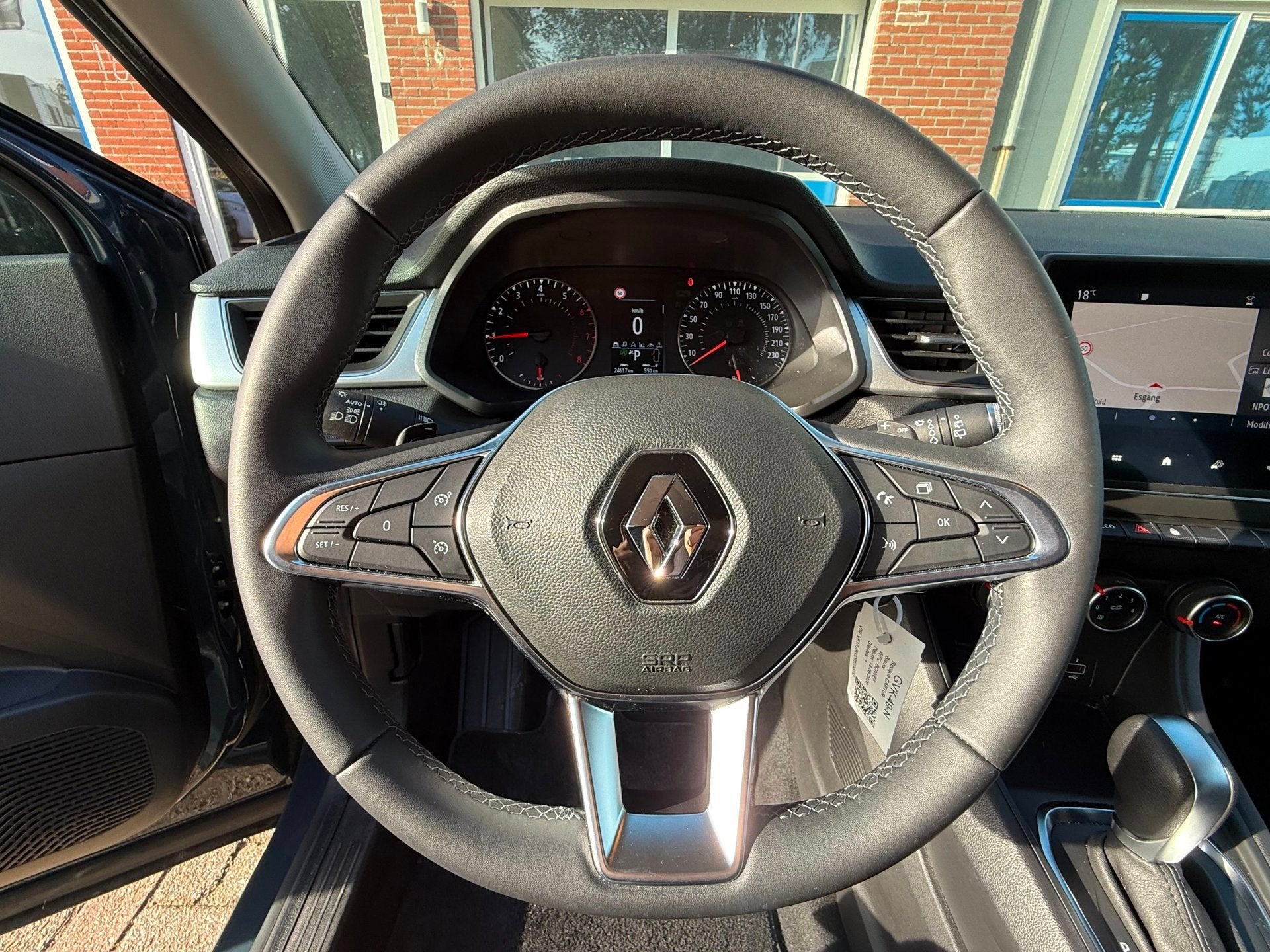 Foto 18 van Renault CAPTUR 1.3 TCe 130 Zen Automaat