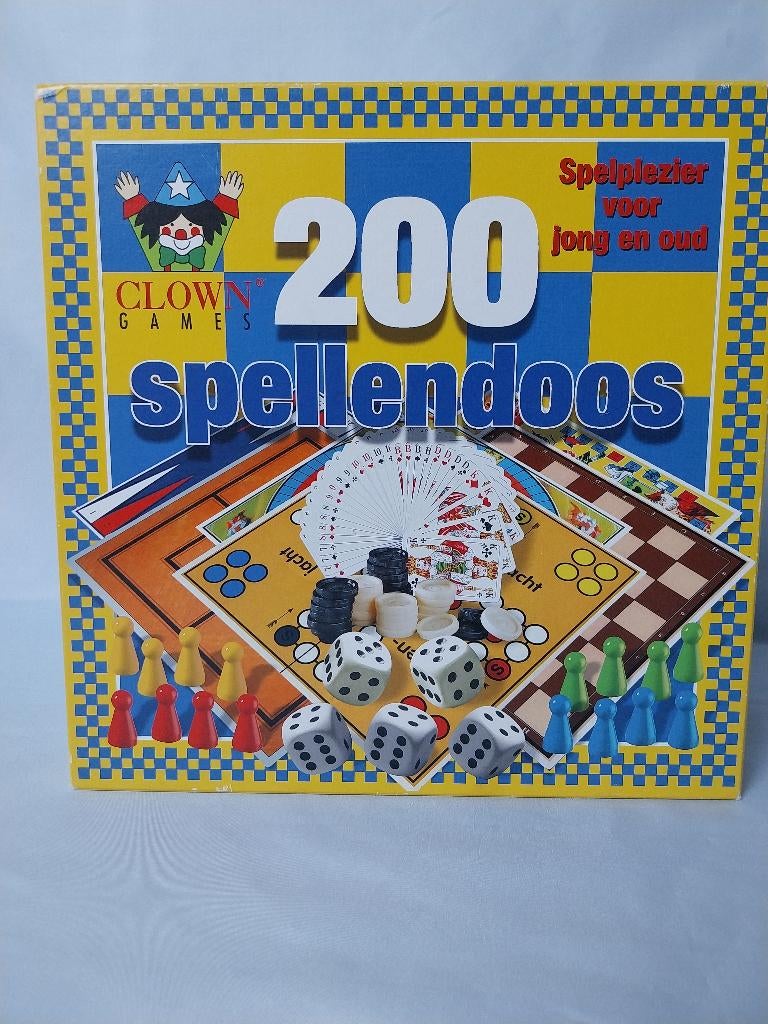 200 Spellendoos, Clown Games De doos bevat klassiekers, Vijf spelers of meer, Ophalen of Verzenden, Nieuw, Clown Games