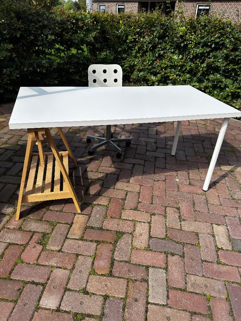 Ikea bureau met schraag en bureaustoel, Ophalen, Demontabel, Hout, Schoolbureau