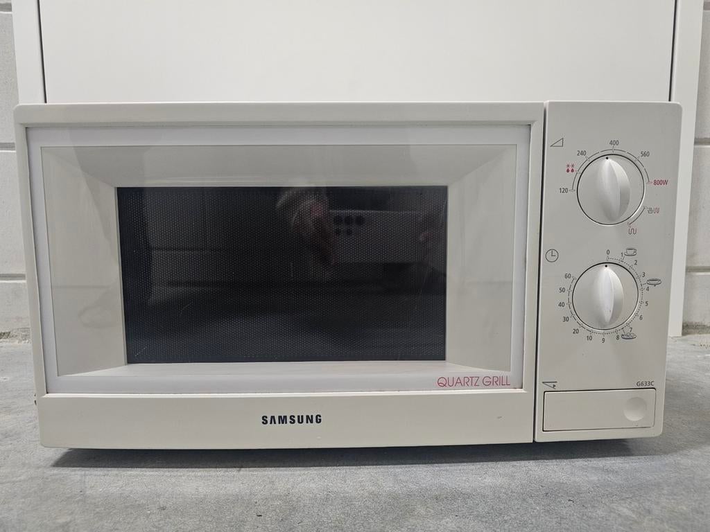 Samsung Quartz Grill magnetron  - Uitstekende staat!, Witgoed en Apparatuur, Magnetrons, Ophalen, Grill, Draaiplateau, Vrijstaand