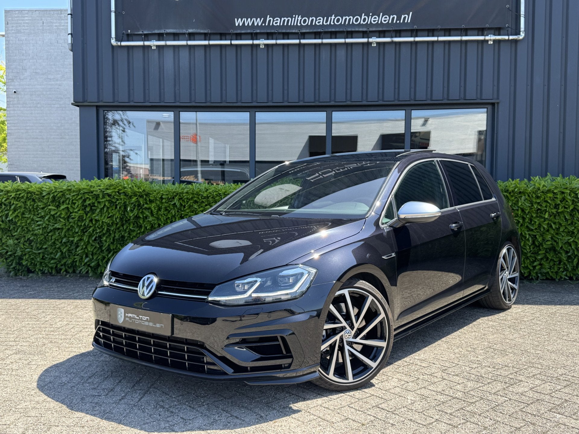 Volkswagen Golf 7,5 R Performance 2.0 TSI 301pk 4Motion DSG, Automaat, 1525 kg, Gebruikt, Zwart