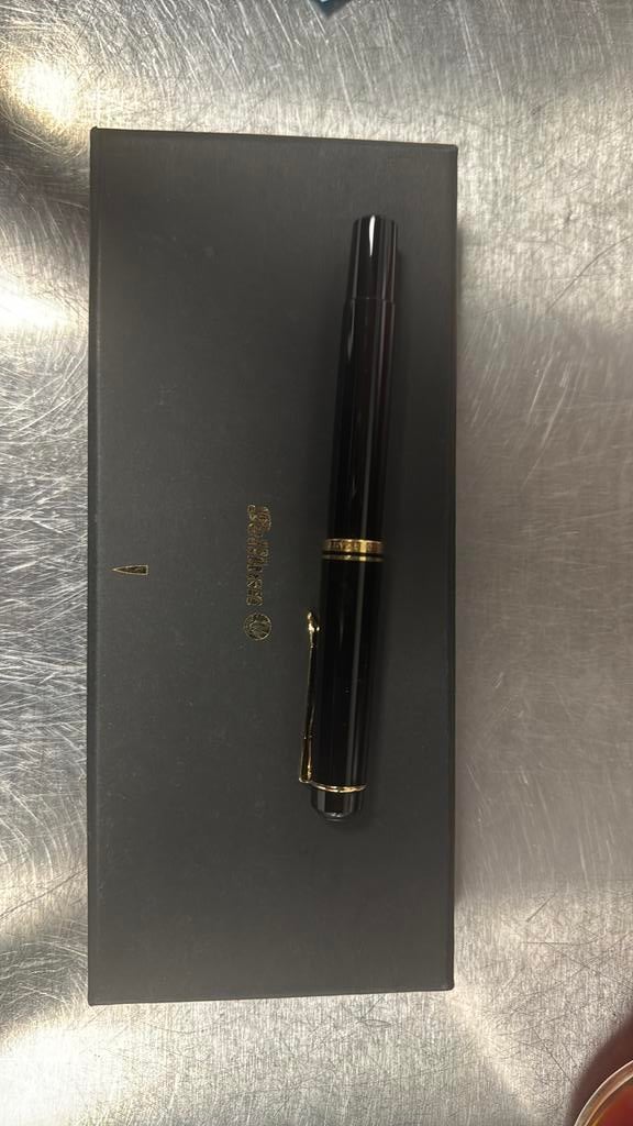 Pelikan M200, Verzamelen, Pennenverzamelingen, Ophalen of Verzenden, Zo goed als nieuw, Vulpen, Overige merken