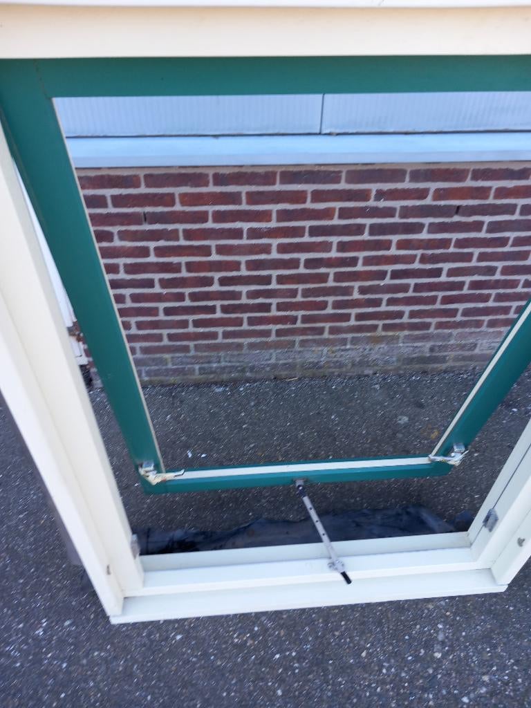 Kozijnen en raamkozijnen, Raamkozijn, Zo goed als nieuw, 75 tot 150 cm, Hout