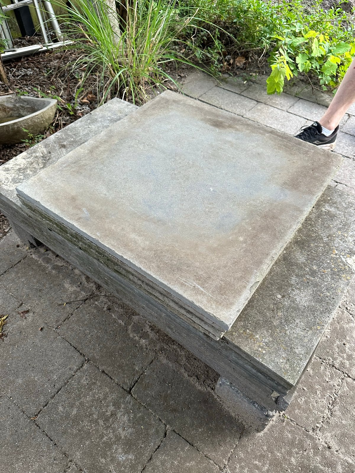5x Grijze staptegels 60x60 cm, 2cm dik - Gratis af te halen, Ophalen, Gebruikt, Minder dan 5 m², Beton