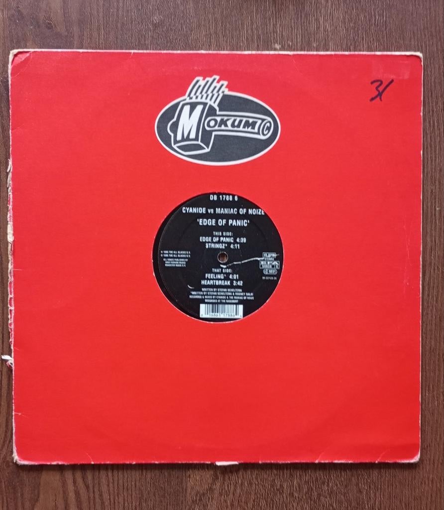 Cyanide vs Maniac of Noize - Edge Of Panic maxi-single, Verzenden, 1990 - 1999, Gebruikt, 12 inch