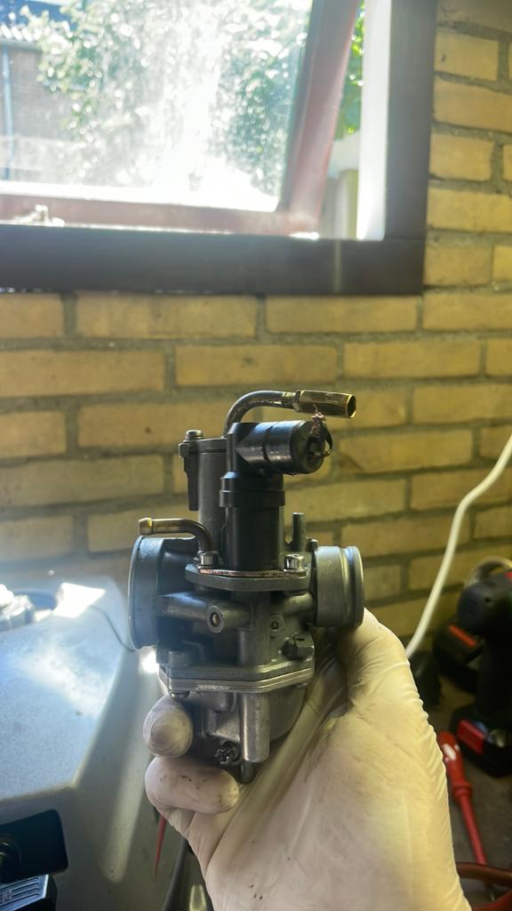20.5 mikuni carburateur originele hexagon carb, Motoren, Ophalen of Verzenden