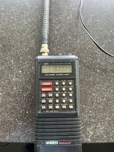 Uniden Bearcat 200 Kanaals scanner, Ophalen of Verzenden, Gebruikt, 200 tot 500 kanalen, Draagbaar