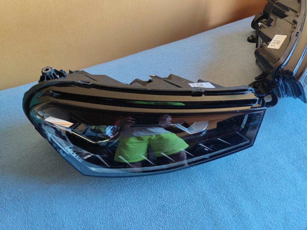 skoda fabia koplamp links,rechts-2024, Ophalen of Verzenden, Zo goed als nieuw