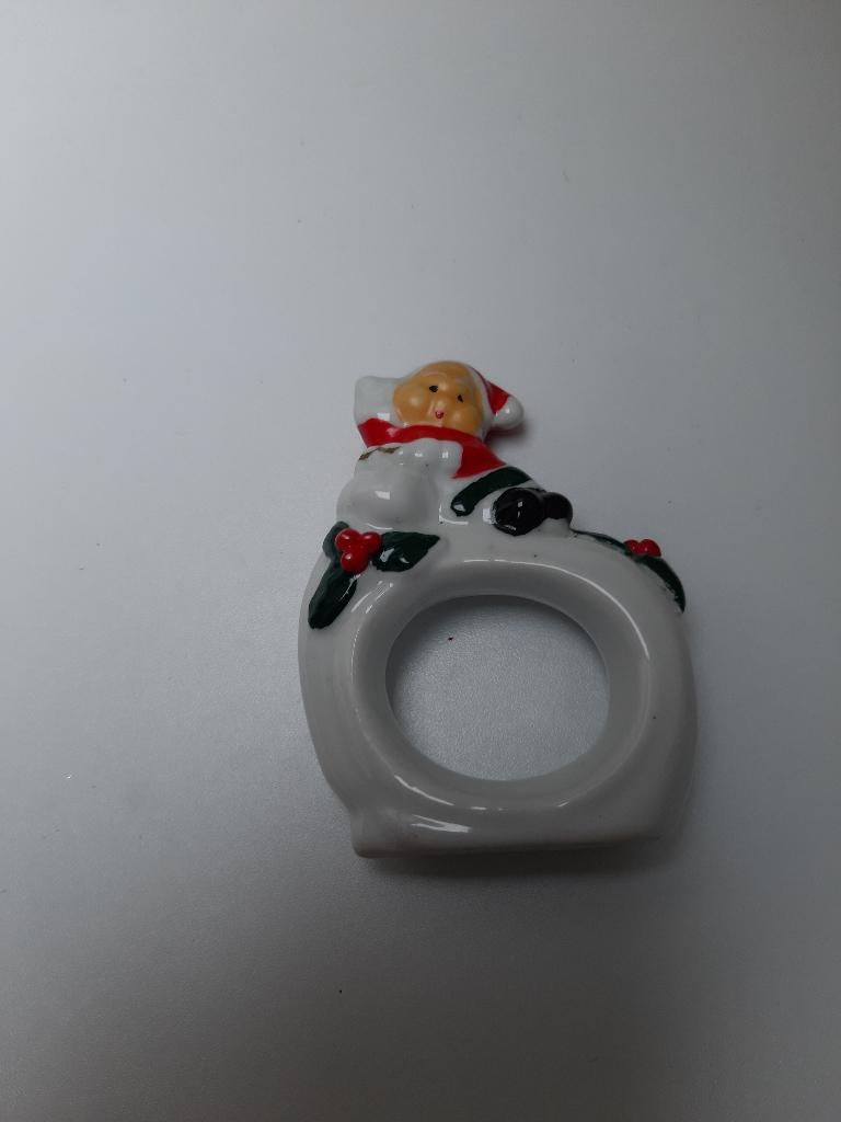 Servetring (steen/keramiek) met kerstmannetje., Ophalen of Verzenden, Nieuw